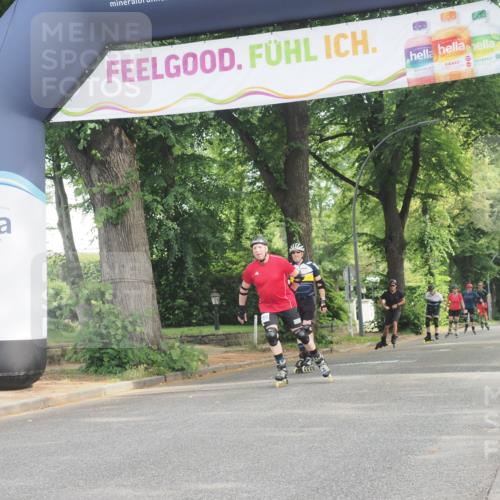 29.06.2025 - hella hamburg halbmarathon KatJ http://msf.ph/oto/8190574 29.06.2025 09:26:28 Zwischen KM18-KM19  meine-sportfotos.de