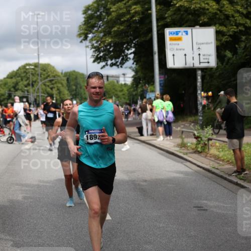 29.06.2025 - hella hamburg halbmarathon Yannick Fuchs http://msf.ph/oto/8190579 29.06.2025 10:43:54 20KM 2516, 2878, 2937, 3414, 3543, 3562, 3692, 4832, 5447, 5978, 6115, 6125, 6282, 7100, 7332, 7657, 8437, 8454, 8813, 8921, 9200, 9491, 9551, 9597, 9723, 9924, 9965, 10189, 11339, 11819, 11975, 12035, 12203, 12271, 12670, 13159, 13225, 13690, 13976, 14526, 14794, 14838, 15519, 15620, 15966, 16403, 16653, 16738, 16843, 16877, 16891, 17001, 17753, 17908, 18058, 18350, 18926, 18960, 19109 meine-sportfotos.de
