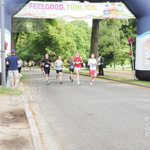 29.06.2025 - hella hamburg halbmarathon MichiJ http://msf.ph/oto/8190629 29.06.2025 10:19:39 Zwischen KM18-KM19 5308, 7186, 10173, 16713, 16736 meine-sportfotos.de
