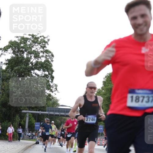 29.06.2025 - hella hamburg halbmarathon Jannik Wohlers http://msf.ph/oto/8190671 29.06.2025 09:44:44 Lombardsbrücke 1758, 1827, 2746, 3201, 5269, 6619, 6781, 9381, 10486, 10848, 11169, 12049, 12595, 12900, 13838, 14140, 14164, 14289, 15672, 15883, 16157, 16508, 16713, 16818, 17374, 17428, 17488, 18737, 18837, 18871, 18874, 19142 meine-sportfotos.de