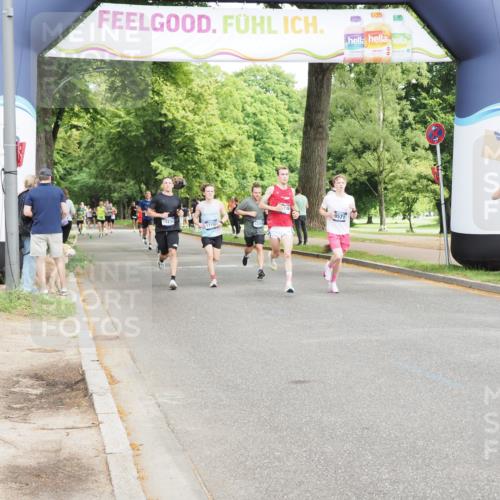 29.06.2025 - hella hamburg halbmarathon MichiJ http://msf.ph/oto/8190691 29.06.2025 10:19:40 Zwischen KM18-KM19 7186, 9571, 10173, 16713, 16736, 17197 meine-sportfotos.de