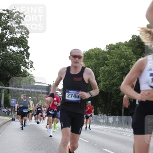 29.06.2025 - hella hamburg halbmarathon Jannik Wohlers http://msf.ph/oto/8190704 29.06.2025 09:44:45 Lombardsbrücke 1758, 1827, 2746, 3201, 5269, 6619, 6781, 9381, 10486, 10848, 11169, 12049, 12595, 12900, 14140, 14164, 14289, 15672, 15883, 16157, 16711, 16713, 16818, 17374, 17428, 17488, 18737, 18837, 18871, 18874, 19142 meine-sportfotos.de
