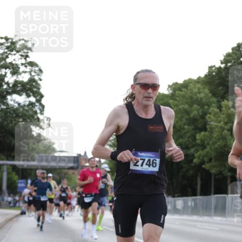 29.06.2025 - hella hamburg halbmarathon Jannik Wohlers http://msf.ph/oto/8190749 29.06.2025 09:44:45 Lombardsbrücke 1758, 1827, 2746, 3201, 5269, 6619, 6781, 9381, 10486, 10848, 11169, 12049, 12595, 12900, 14140, 14164, 14289, 15672, 15883, 16157, 16711, 16713, 16818, 17374, 17428, 17488, 18737, 18837, 18871, 18874, 19142 meine-sportfotos.de