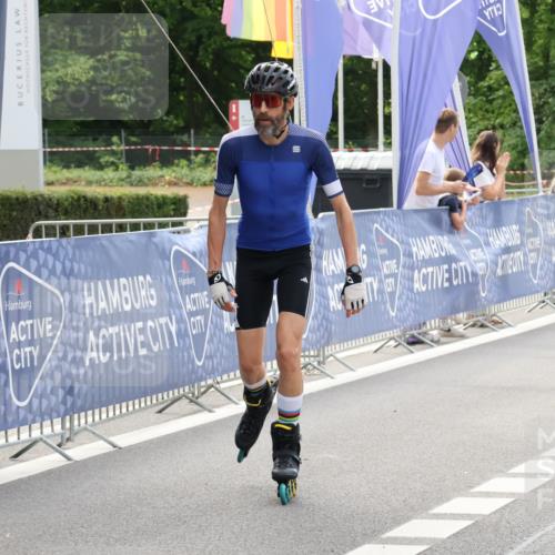 29.06.2025 - hella hamburg halbmarathon Strokosch-Dieckow http://msf.ph/oto/8190804 29.06.2025 09:31:37 Ziel 20021, 20038, 20060, 20062, 20183, 20260, 20363 meine-sportfotos.de