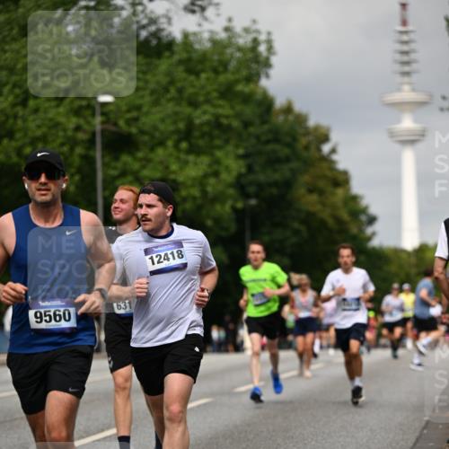 29.06.2025 - hella hamburg halbmarathon Dr. Thomas Lammeyer http://msf.ph/oto/8190852 29.06.2025 10:11:03 Kennedybrücke 1245, 4502, 4550, 5951, 6314, 6572, 6664, 8960, 9560, 10212, 10297 meine-sportfotos.de