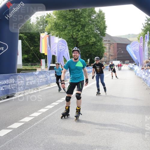 29.06.2025 - hella hamburg halbmarathon Strokosch-Dieckow http://msf.ph/oto/8190882 29.06.2025 09:31:40 Ziel 20008, 20021, 20029, 20060, 20062, 20183, 20260, 20363 meine-sportfotos.de