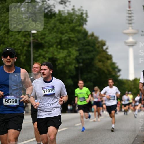 29.06.2025 - hella hamburg halbmarathon Dr. Thomas Lammeyer http://msf.ph/oto/8190891 29.06.2025 10:11:03 Kennedybrücke 1245, 4502, 4550, 5951, 6314, 6572, 6664, 8960, 9560, 10212, 10297 meine-sportfotos.de