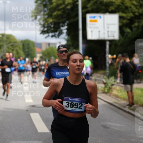 29.06.2025 - hella hamburg halbmarathon Yannick Fuchs http://msf.ph/oto/8190914 29.06.2025 10:43:56 20KM 2516, 2788, 2878, 3414, 3543, 3562, 3692, 4247, 4832, 5447, 5978, 6115, 6125, 6282, 7100, 7332, 7657, 8437, 8454, 8576, 8689, 8813, 8921, 9200, 9491, 9551, 9597, 9723, 9924, 9965, 10189, 11339, 11819, 11975, 12035, 12203, 12271, 13159, 13225, 13690, 13976, 14562, 14794, 14838, 15519, 15620, 15966, 16403, 16653, 16738, 16843, 16877, 16891, 17001, 17282, 17753, 17908, 18058, 18350, 18926, 18960, 19109 meine-sportfotos.de