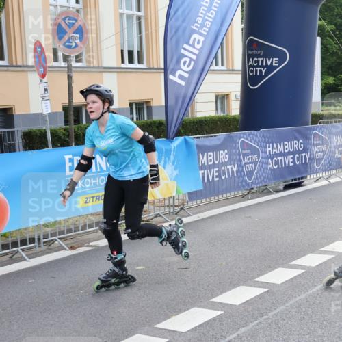 29.06.2025 - hella hamburg halbmarathon Strokosch-Dieckow http://msf.ph/oto/8190951 29.06.2025 09:31:41 Ziel 20008, 20021, 20029, 20060, 20062, 20183, 20363 meine-sportfotos.de