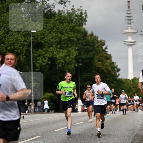 29.06.2025 - hella hamburg halbmarathon Dr. Thomas Lammeyer http://msf.ph/oto/8191040 29.06.2025 10:11:04 Kennedybrücke 1245, 4502, 5951, 6314, 6572, 6664, 8960, 9560, 10212, 10297, 11394 meine-sportfotos.de