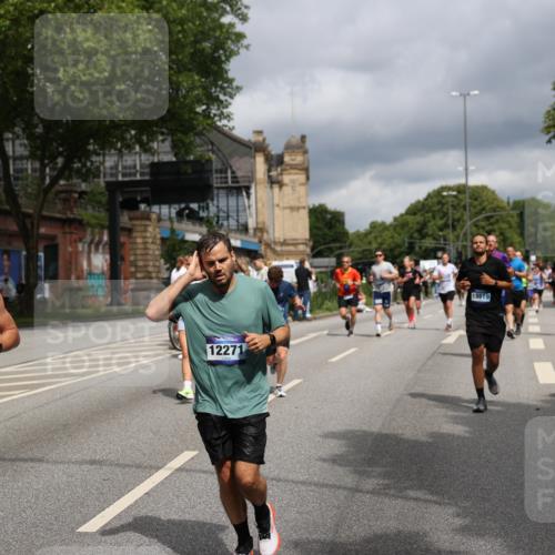 29.06.2025 - hella hamburg halbmarathon Yannick Fuchs http://msf.ph/oto/8191151 29.06.2025 10:43:57 20KM 2516, 2788, 2878, 3414, 3543, 3562, 3692, 4247, 5447, 5978, 6115, 6125, 6282, 7100, 7332, 7657, 8437, 8454, 8576, 8689, 8813, 8921, 9200, 9491, 9551, 9597, 9723, 9965, 10189, 10480, 11339, 11975, 12035, 12203, 12271, 12733, 13159, 13225, 13463, 13690, 13976, 14562, 14794, 14838, 15519, 15620, 15966, 16403, 16653, 16738, 16843, 16877, 16891, 17001, 17282, 17753, 17908, 18350, 18926, 18960, 19109 meine-sportfotos.de