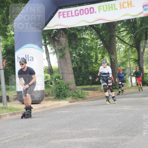 29.06.2025 - hella hamburg halbmarathon KatJ http://msf.ph/oto/8191185 29.06.2025 09:26:32 Zwischen KM18-KM19  meine-sportfotos.de