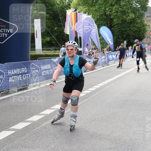 29.06.2025 - hella hamburg halbmarathon Strokosch-Dieckow http://msf.ph/oto/8191308 29.06.2025 09:32:45 Ziel 20116, 20275, 20432 meine-sportfotos.de