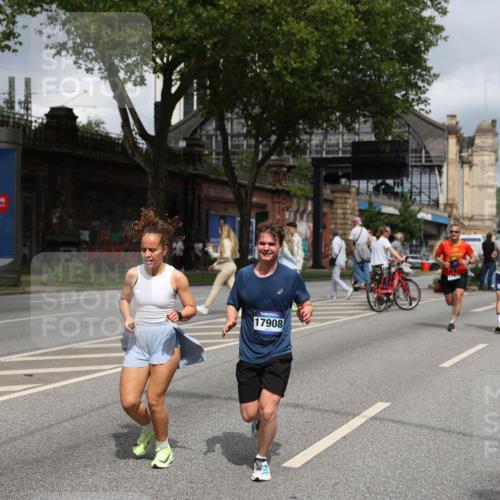 29.06.2025 - hella hamburg halbmarathon Yannick Fuchs http://msf.ph/oto/8191624 29.06.2025 10:43:59 20KM 1216, 2516, 2788, 2878, 3414, 3543, 3562, 3692, 4247, 4933, 5447, 5978, 6115, 6125, 6282, 7100, 7332, 7657, 8437, 8454, 8576, 8689, 8813, 8899, 8921, 9031, 9200, 9491, 9551, 9597, 9723, 9965, 10189, 10480, 11339, 11975, 12035, 12203, 12271, 12733, 13159, 13225, 13463, 13690, 13976, 14562, 14794, 14838, 15519, 15620, 15966, 16403, 16738, 16843, 16877, 16887, 17001, 17282, 17908, 18350, 18451, 18926, 18960, 19109 meine-sportfotos.de