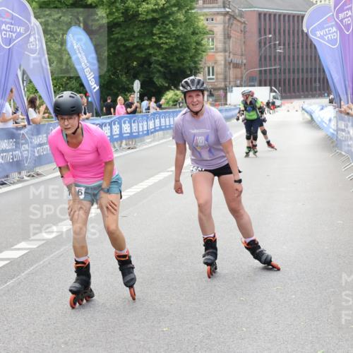 29.06.2025 - hella hamburg halbmarathon Strokosch-Dieckow http://msf.ph/oto/8191647 29.06.2025 09:33:15 Ziel 20035, 20042, 20143, 20146, 20343 meine-sportfotos.de