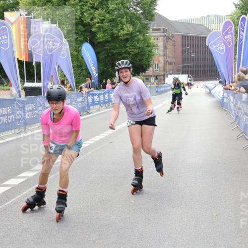 29.06.2025 - hella hamburg halbmarathon Strokosch-Dieckow http://msf.ph/oto/8191660 29.06.2025 09:33:15 Ziel 20035, 20042, 20143, 20146, 20343 meine-sportfotos.de