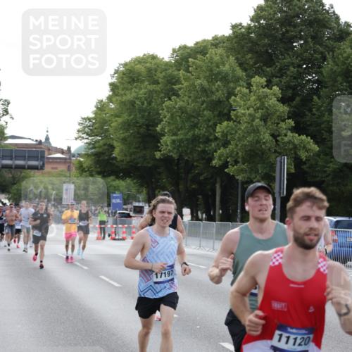29.06.2025 - hella hamburg halbmarathon Jannik Wohlers http://msf.ph/oto/8191665 29.06.2025 09:45:14 Lombardsbrücke 57, 1686, 1707, 2689, 4129, 4679, 4698, 4749, 6358, 7389, 7481, 7965, 8190, 9571, 9634, 10017, 10876, 11120, 12234, 12308, 12691, 12988, 13066, 13618, 14028, 14395, 14466, 14622, 14784, 15826, 15887, 16712, 16724, 16755, 17151, 17191, 17197, 17802, 18099, 18177 meine-sportfotos.de