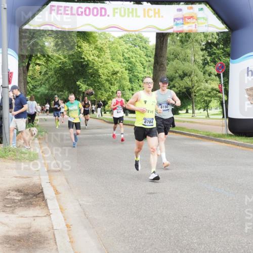 29.06.2025 - hella hamburg halbmarathon MichiJ http://msf.ph/oto/8191668 29.06.2025 10:19:50 Zwischen KM18-KM19 3845, 8190, 8784, 9634, 10270, 15507, 18422 meine-sportfotos.de