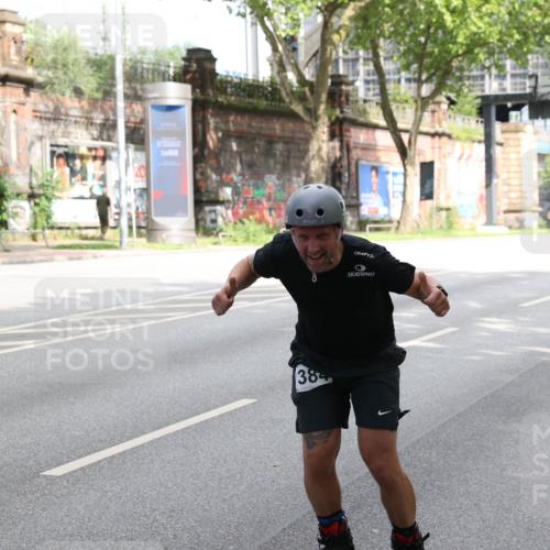29.06.2025 - hella hamburg halbmarathon Yannick Fuchs http://msf.ph/oto/8191753 29.06.2025 09:13:22 20KM 384 meine-sportfotos.de