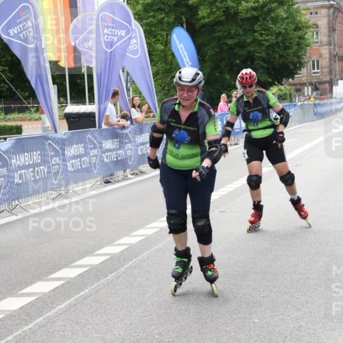 29.06.2025 - hella hamburg halbmarathon Strokosch-Dieckow http://msf.ph/oto/8191764 29.06.2025 09:33:19 Ziel 20035, 20042 meine-sportfotos.de