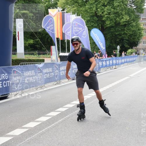 29.06.2025 - hella hamburg halbmarathon Strokosch-Dieckow http://msf.ph/oto/8191929 29.06.2025 09:33:42 Ziel 20119, 20126, 20367 meine-sportfotos.de