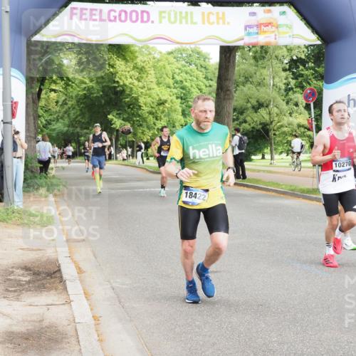 29.06.2025 - hella hamburg halbmarathon MichiJ http://msf.ph/oto/8191935 29.06.2025 10:19:53 Zwischen KM18-KM19 2689, 8190, 8318, 8784, 9634, 10270, 18422 meine-sportfotos.de
