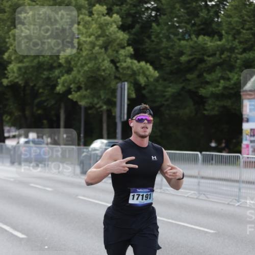 29.06.2025 - hella hamburg halbmarathon Jannik Wohlers http://msf.ph/oto/8191936 29.06.2025 09:45:16 Lombardsbrücke 1686, 1707, 2689, 4129, 4679, 4698, 4749, 5187, 5550, 6358, 7389, 7965, 8190, 10017, 10876, 11120, 12232, 12308, 12691, 12988, 13066, 13618, 14395, 14466, 14549, 14622, 14784, 15826, 15887, 16712, 16724, 16755, 17151, 17191, 17197, 17802, 18099, 18177 meine-sportfotos.de