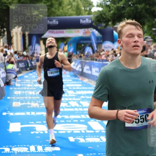 29.06.2025 - hella hamburg halbmarathon Zöllner http://msf.ph/oto/8191951 29.06.2025 10:34:33 Ziel 1644, 6305, 7534, 9686, 11230, 11661, 13618, 18099 meine-sportfotos.de