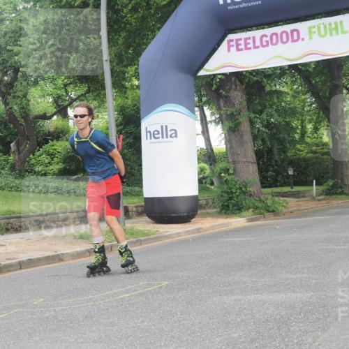 29.06.2025 - hella hamburg halbmarathon KatJ http://msf.ph/oto/8191953 29.06.2025 09:26:36 Zwischen KM18-KM19  meine-sportfotos.de