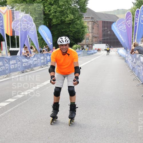 29.06.2025 - hella hamburg halbmarathon Strokosch-Dieckow http://msf.ph/oto/8192004 29.06.2025 09:33:45 Ziel 20119 meine-sportfotos.de