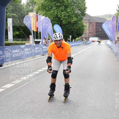 29.06.2025 - hella hamburg halbmarathon Strokosch-Dieckow http://msf.ph/oto/8192017 29.06.2025 09:33:45 Ziel 20119 meine-sportfotos.de
