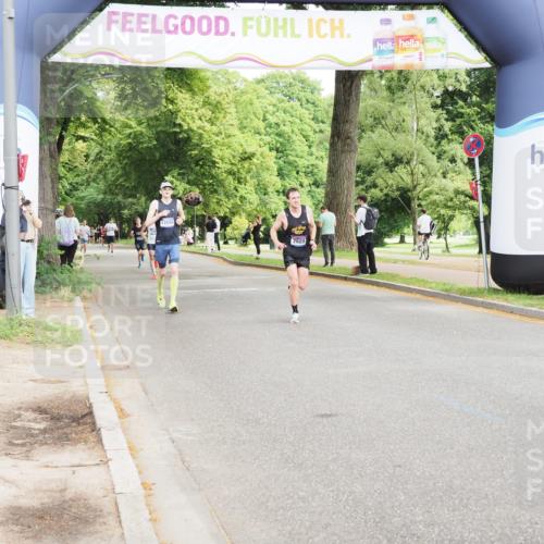 29.06.2025 - hella hamburg halbmarathon MichiJ http://msf.ph/oto/8192028 29.06.2025 10:19:53 Zwischen KM18-KM19 2689, 8190, 8318, 8784, 9634, 10270, 18422 meine-sportfotos.de