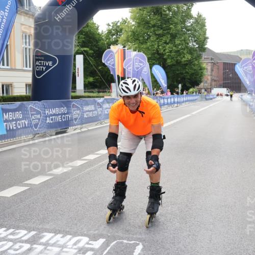 29.06.2025 - hella hamburg halbmarathon Strokosch-Dieckow http://msf.ph/oto/8192032 29.06.2025 09:33:45 Ziel 20119 meine-sportfotos.de