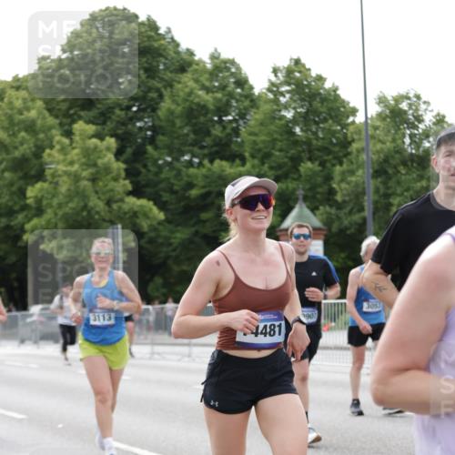 29.06.2025 - hella hamburg halbmarathon Jannik Wohlers http://msf.ph/oto/8192037 29.06.2025 10:24:16 Lombardsbrücke 1352, 1395, 2108, 2280, 2944, 3053, 3099, 3113, 3132, 3421, 4111, 4221, 4444, 5138, 5829, 5830, 6261, 6570, 10907, 11651, 11816, 11817, 12070, 12303, 13111, 13113, 13638, 14898, 15124, 15796, 15975, 17535, 18105, 19080 meine-sportfotos.de