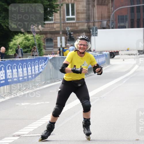 29.06.2025 - hella hamburg halbmarathon Strokosch-Dieckow http://msf.ph/oto/8192065 29.06.2025 09:33:57 Ziel 20148 meine-sportfotos.de
