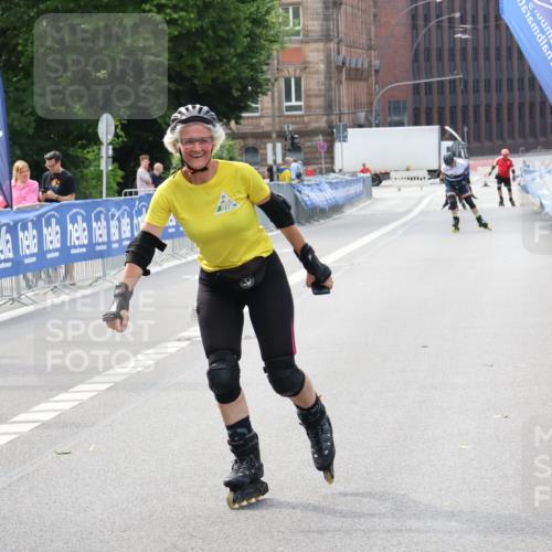 29.06.2025 - hella hamburg halbmarathon Strokosch-Dieckow http://msf.ph/oto/8192107 29.06.2025 09:33:59 Ziel 20001, 20148 meine-sportfotos.de