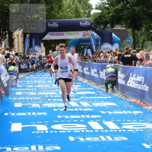 29.06.2025 - hella hamburg halbmarathon Zöllner http://msf.ph/oto/8192110 29.06.2025 10:34:36 Ziel 16148, 1644, 6305, 7534, 11230, 11661, 13618, 16148 meine-sportfotos.de