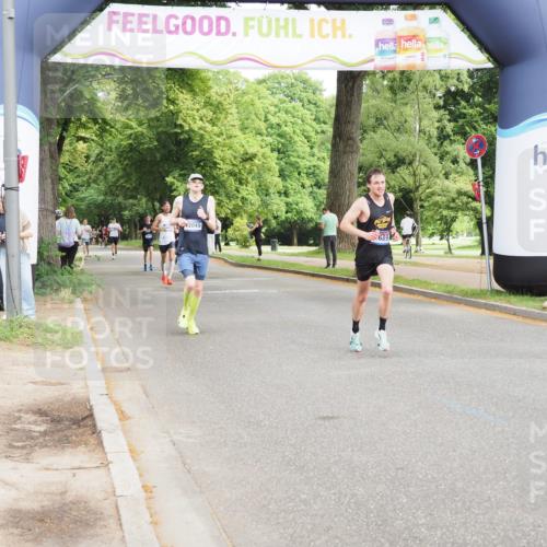 29.06.2025 - hella hamburg halbmarathon MichiJ http://msf.ph/oto/8192185 29.06.2025 10:19:54 Zwischen KM18-KM19 2689, 8190, 8318, 8784, 9634, 10270, 18422 meine-sportfotos.de