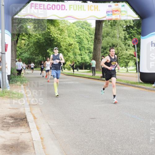 29.06.2025 - hella hamburg halbmarathon MichiJ http://msf.ph/oto/8192199 29.06.2025 10:19:54 Zwischen KM18-KM19 2689, 8190, 8318, 8784, 9634, 10270, 18422 meine-sportfotos.de
