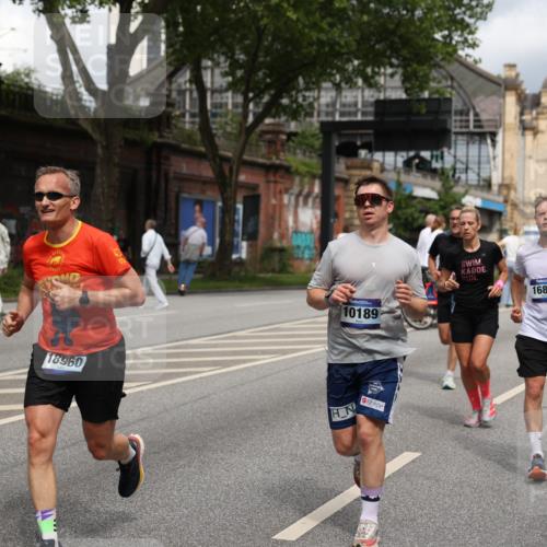 29.06.2025 - hella hamburg halbmarathon Yannick Fuchs http://msf.ph/oto/8192277 29.06.2025 10:44:03 20KM 1216, 1321, 2020, 2234, 2516, 2788, 3296, 3414, 3543, 3562, 3692, 3852, 4247, 4933, 5447, 5978, 6115, 6125, 6282, 7100, 7657, 8454, 8576, 8689, 8813, 8899, 8921, 9031, 9200, 9303, 9491, 9551, 9597, 9723, 10189, 10480, 11339, 11975, 12035, 12203, 12271, 12733, 13159, 13225, 13282, 13463, 13758, 13976, 14562, 14794, 14838, 15519, 15620, 15966, 16000, 16403, 16738, 16843, 16877, 16887, 17001, 17282, 17908, 18229, 18350, 18451, 18960 meine-sportfotos.de