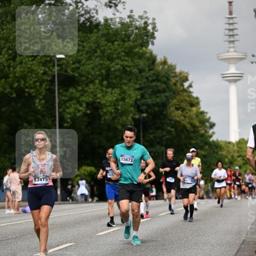 29.06.2025 - hella hamburg halbmarathon Dr. Thomas Lammeyer http://msf.ph/oto/8192473 29.06.2025 10:11:10 Kennedybrücke 1245, 4502, 5287, 5807, 5845, 6314, 6572, 6664, 9560, 10212, 10297, 10703, 11114, 11394 meine-sportfotos.de