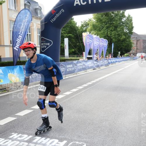 29.06.2025 - hella hamburg halbmarathon Strokosch-Dieckow http://msf.ph/oto/8192518 29.06.2025 09:34:24 Ziel 20248, 20271, 20306, 20406, 20546, 20547 meine-sportfotos.de