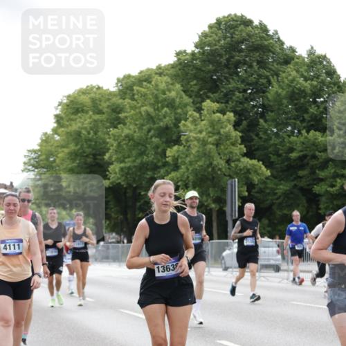 29.06.2025 - hella hamburg halbmarathon Jannik Wohlers http://msf.ph/oto/8192529 29.06.2025 10:24:19 Lombardsbrücke 1352, 1395, 2108, 2249, 2280, 2944, 3053, 3099, 3113, 3132, 3421, 4111, 4221, 4444, 5126, 5138, 5829, 5830, 6261, 6570, 10907, 11651, 11816, 11817, 12070, 12303, 13111, 13113, 13638, 14898, 15124, 15796, 15975, 17535, 18105 meine-sportfotos.de
