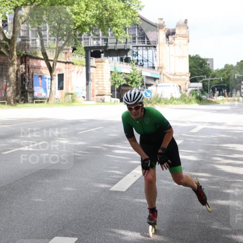 29.06.2025 - hella hamburg halbmarathon Yannick Fuchs http://msf.ph/oto/8192547 29.06.2025 09:13:36 20KM  meine-sportfotos.de