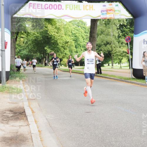 29.06.2025 - hella hamburg halbmarathon MichiJ http://msf.ph/oto/8192611 29.06.2025 10:19:58 Zwischen KM18-KM19 2689, 8190, 8318, 10270, 12049, 12691, 18422 meine-sportfotos.de