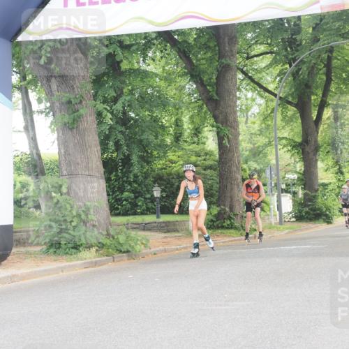 29.06.2025 - hella hamburg halbmarathon KatJ http://msf.ph/oto/8192654 29.06.2025 09:27:00 Zwischen KM18-KM19  meine-sportfotos.de