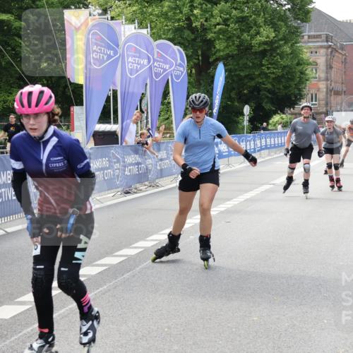 29.06.2025 - hella hamburg halbmarathon Strokosch-Dieckow http://msf.ph/oto/8192659 29.06.2025 09:34:35 Ziel 20050, 20306, 20351, 20431, 20435, 20475, 20546 meine-sportfotos.de