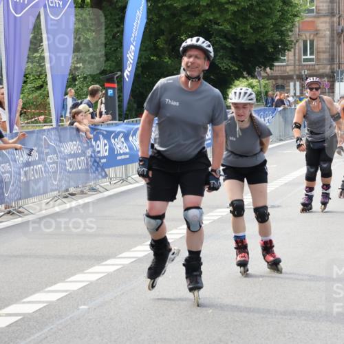 29.06.2025 - hella hamburg halbmarathon Strokosch-Dieckow http://msf.ph/oto/8192716 29.06.2025 09:34:37 Ziel 20050, 20306, 20351, 20431, 20435, 20475, 20546 meine-sportfotos.de