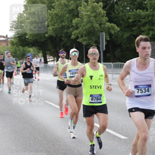 29.06.2025 - hella hamburg halbmarathon Jannik Wohlers http://msf.ph/oto/8192729 29.06.2025 09:45:58 Lombardsbrücke 1344, 2525, 3843, 3955, 5042, 7534, 7845, 7901, 8784, 8864, 8956, 10298, 10865, 10929, 11230, 11282, 11833, 12987, 13252, 13617, 14276, 14293, 15391, 15689, 16065, 16140, 16243, 16580, 16931, 17213, 17826, 18235, 18422, 18562, 18563 meine-sportfotos.de