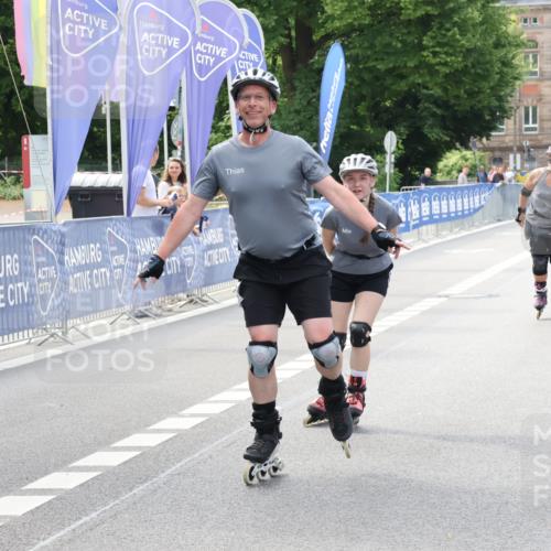 29.06.2025 - hella hamburg halbmarathon Strokosch-Dieckow http://msf.ph/oto/8192749 29.06.2025 09:34:37 Ziel 20050, 20306, 20351, 20431, 20435, 20475, 20546 meine-sportfotos.de